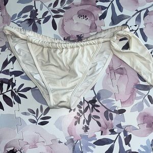 Victoria’s Secret side tie adjustable bikini bottom!!!!